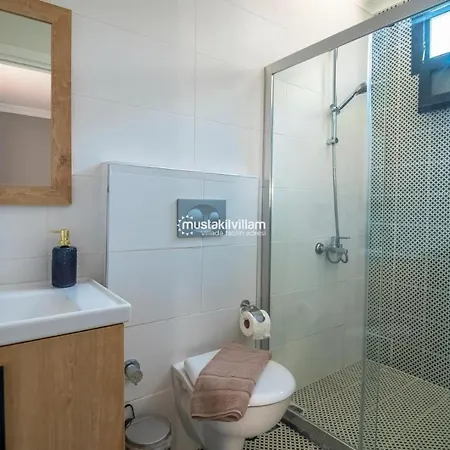 Nil Villa